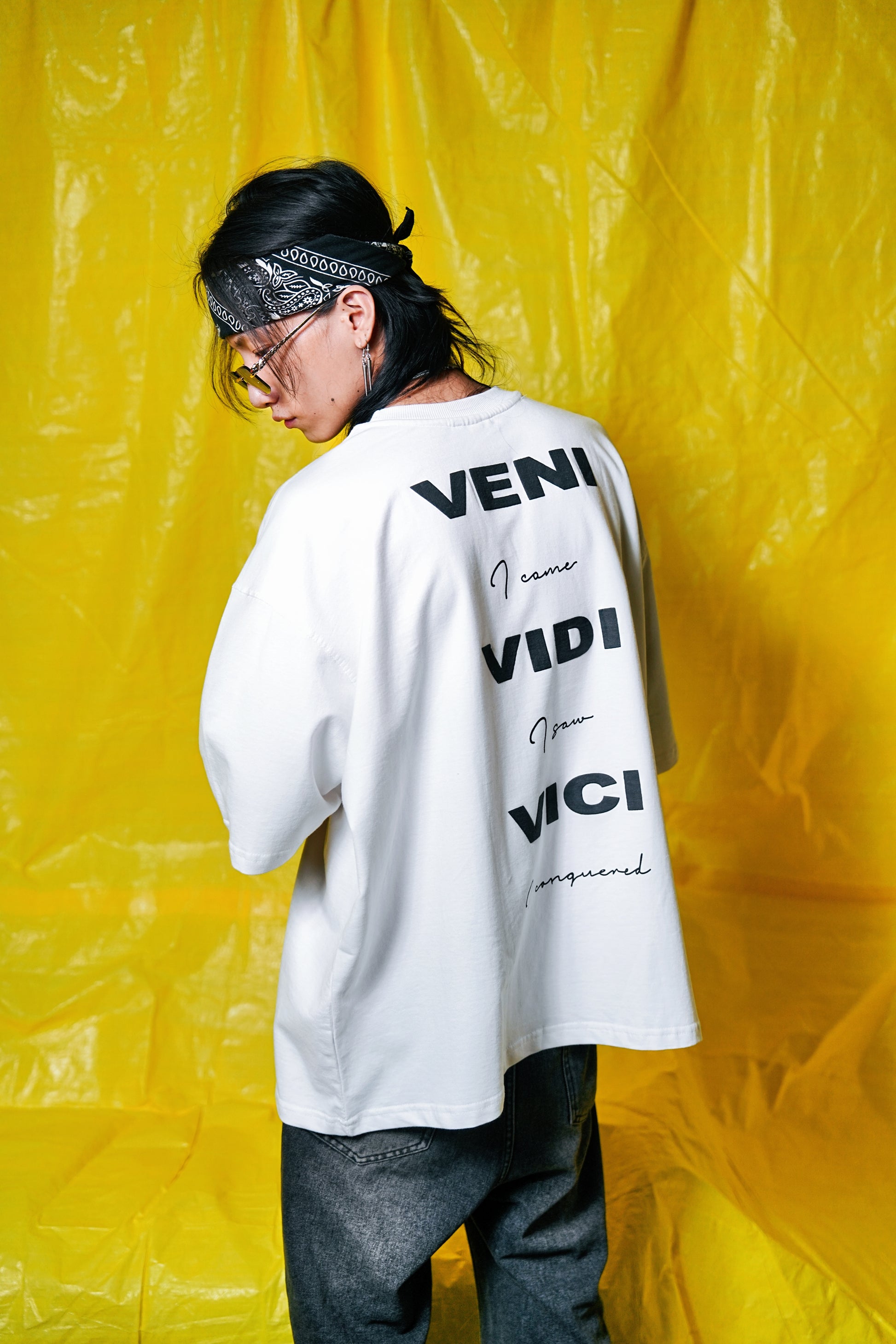 The roman victory white tee (Oversize fit)